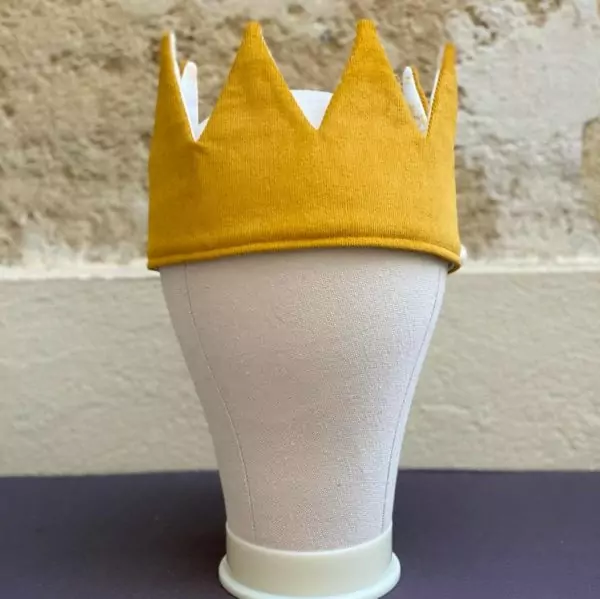 pour nos Princes et Princesses pour des déguisements en toutes occasions.
