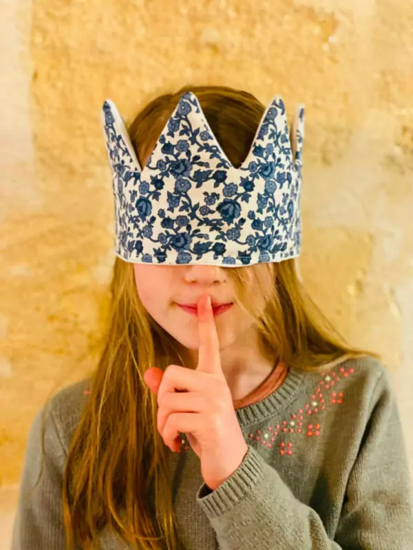Une belle couronne fabriqué main à bordeaux par Maison Mallow