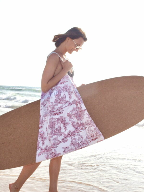 Surf bag en toile de Jouy Rouge par Maison Mallow