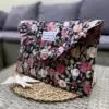 Jolie pochette motifs roses chics par Maison Mallow