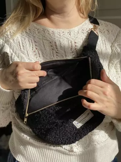 Sac Banane laine bouclette noire