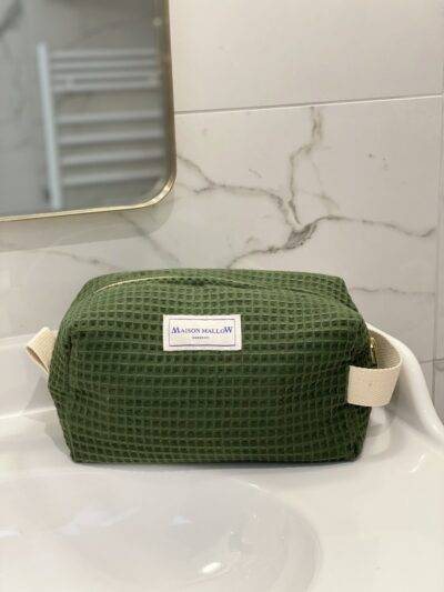 grande trousse de toilette verte