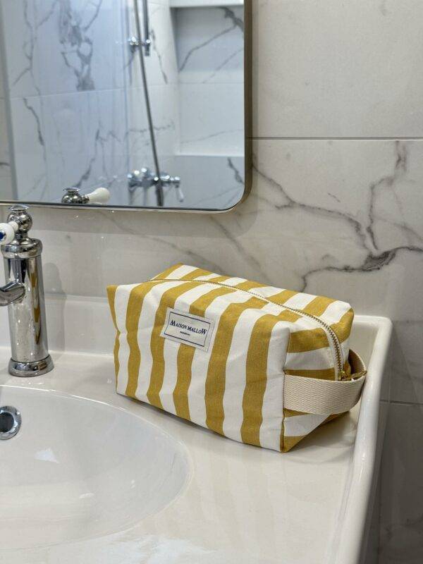 Trousse de toilette à rayures jaune moutarde et blanc