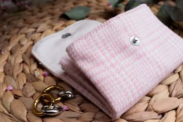 Mini Portefeuille en tweed rose Maison Mallow