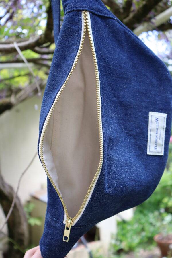 Sac banane en jean bleu