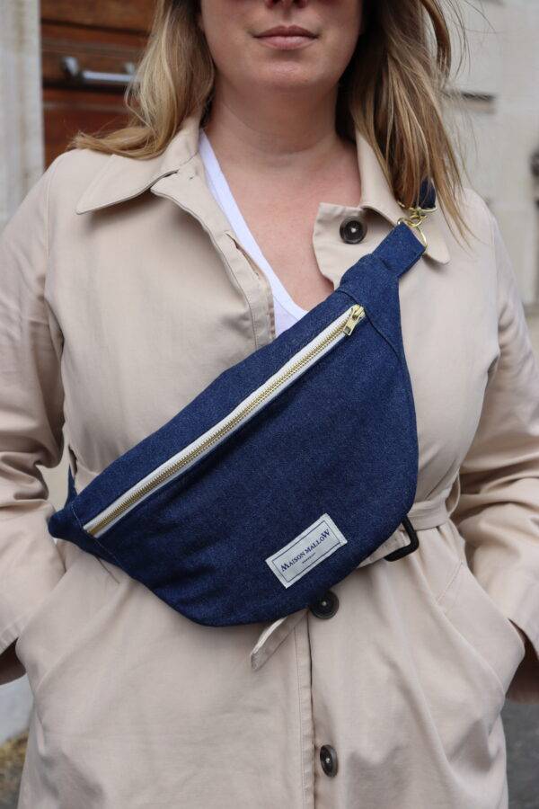 Sac banane en jean bleu Maison Mallow