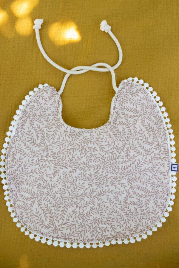 bavoir en gaze de coton floral terracotta