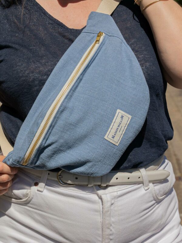 sac banane en lin bleu