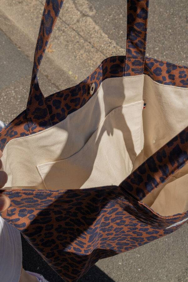 intérieur du sac cabas léopard bleu foncé