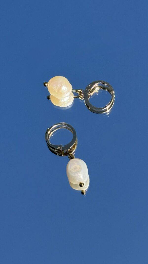 Boucles d'oreilles Astrée perle d'eau douce et plaqué or