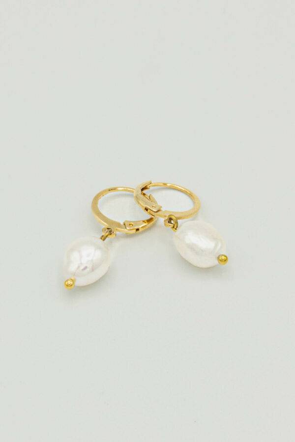 Boucles d'oreilles Astrée perle d'eau douce et plaqué or