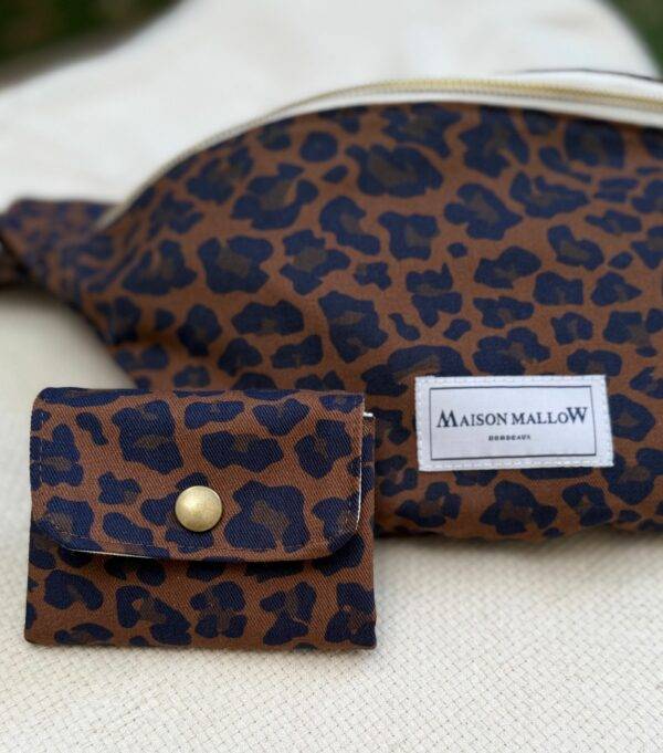 Mini Portefeuille léopard bleu et sac banane assorti