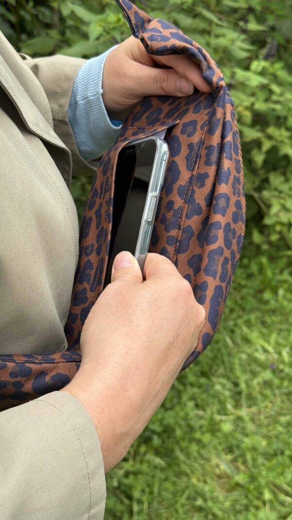 Pochette arrière pour téléphone banane léopard bleu