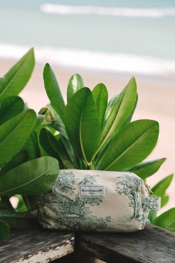 Trousse de toilette en toile de Jouy Verte