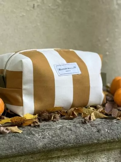 Trousse de toilette rayures jaune moutarde et blanc