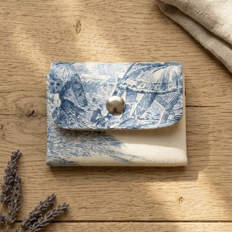 Mini portefeuille Toile de Jouy bleue