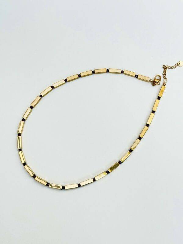 Collier Eugène en hématite et grenat facetté